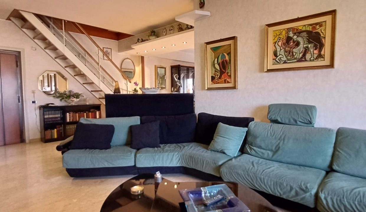 Salone2